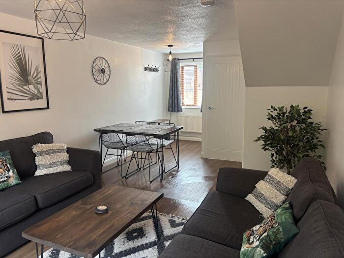 4 Bedroom Terraced House To Rent In Claytons Drive, Lenton, Nottingham, NG7