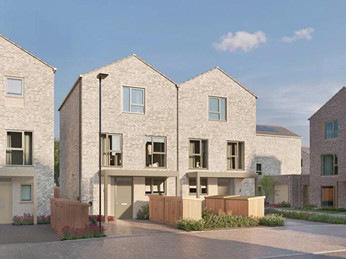 3 Bedroom Semi-Detached House For Sale In Babraham Road, Cambridge, CB2