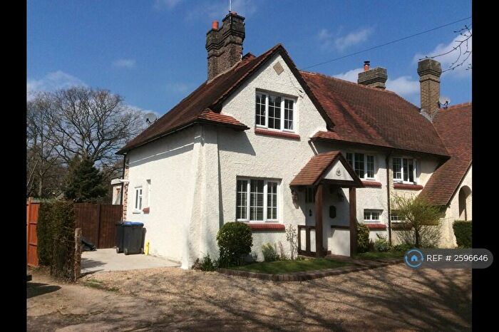 3 Bedroom Semi-Detached House To Rent In Mill Cottages, East Grinstead, RH19