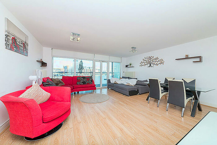 2 Bedroom Apartment To Rent In Western Beach Apartments, Royal Victoria Dock, E16