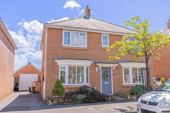 4 Bedroom Detached House For Sale In Heol Senni, Bettws, NP20