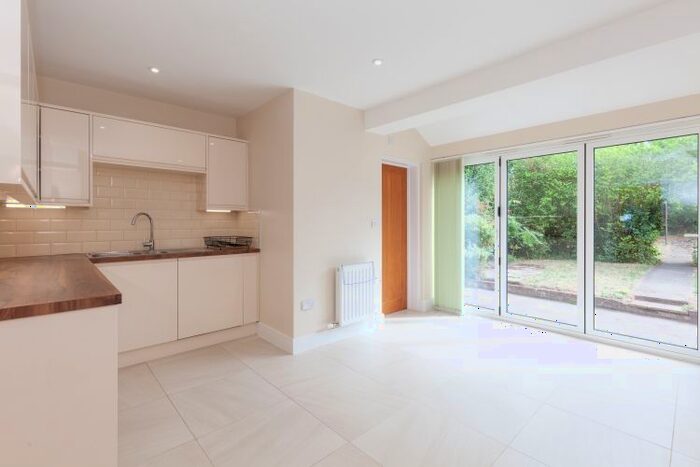 3 Bedroom Semi-Detached House To Rent In Grays Road, Headington, Oxford, OX3