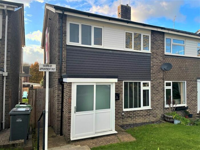 3 Bedroom Semi-Detached House To Rent In The Links, St. Leonards-On-Sea, TN38