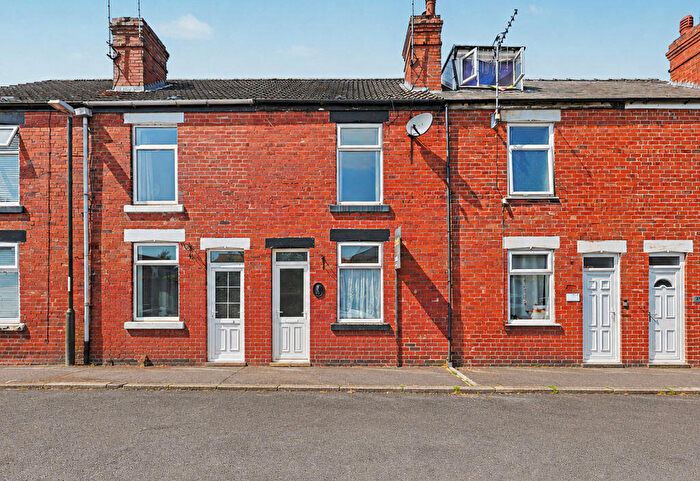2 Bedroom Terraced House For Sale In Elton Street, Boythorpe, Chesterfield, S40