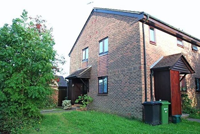 1 Bedroom End Of Terrace House To Rent In Elder Way, North Holmwood, Dorking, RH5