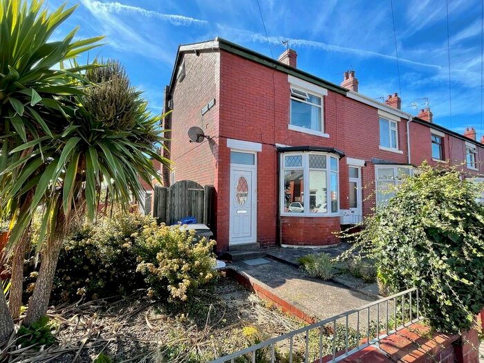 2 Bedroom Property To Rent In Marsden Road, Blackpool, Lancashire, FY4