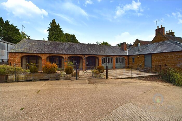 2 Bedroom Link Detached House To Rent In Brockhall, Northampton, Northamptonshire, NN7