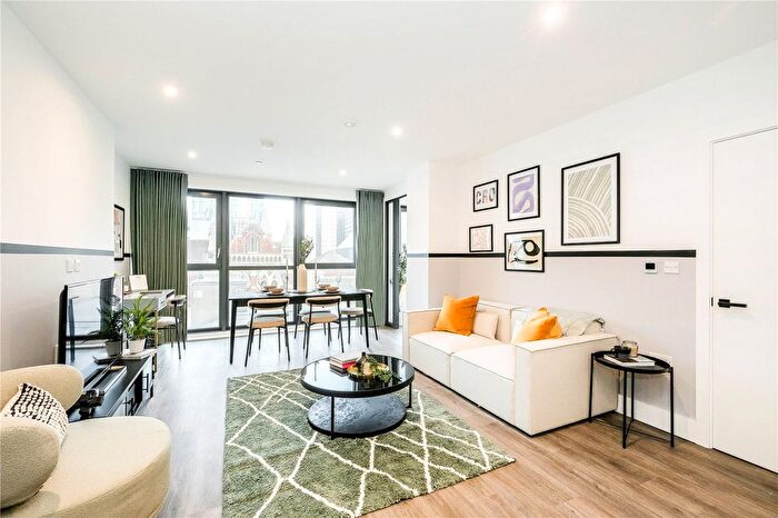1 Bedroom Flat For Sale In Poplar Walk, Croydon, CR0