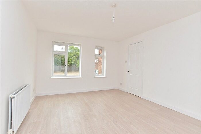 3 Bedroom Semi-Detached House For Sale In Alder Close, Sheerness, Kent, ME12