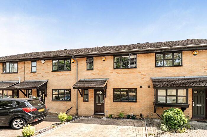3 Bedroom Terraced House For Sale In Thorpland Avenue, Ickenham, UB10