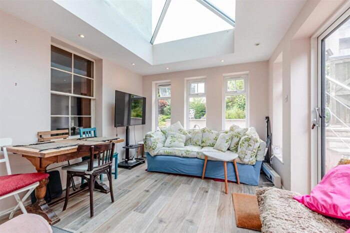 2 Bedroom Flat For Sale In Redland Park, Redland, Bristol, BS6