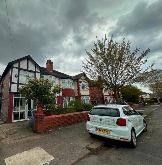 4 Bedroom Semi-Detached House To Rent In Wordsworth Road, Old Trafford, M16