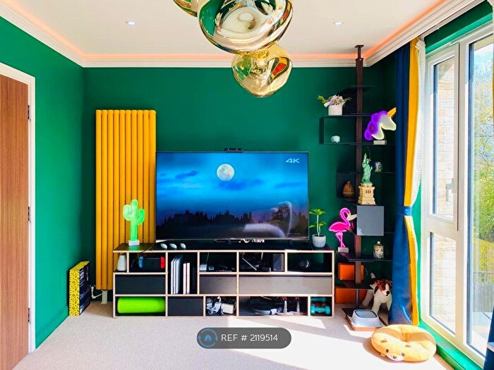 4 Bedroom Semi-Detached House To Rent In Camborne Road, Edgware, HA8