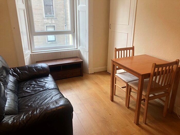 1 Bedroom Flat To Rent In Rosefield Street, Dundee, DD1