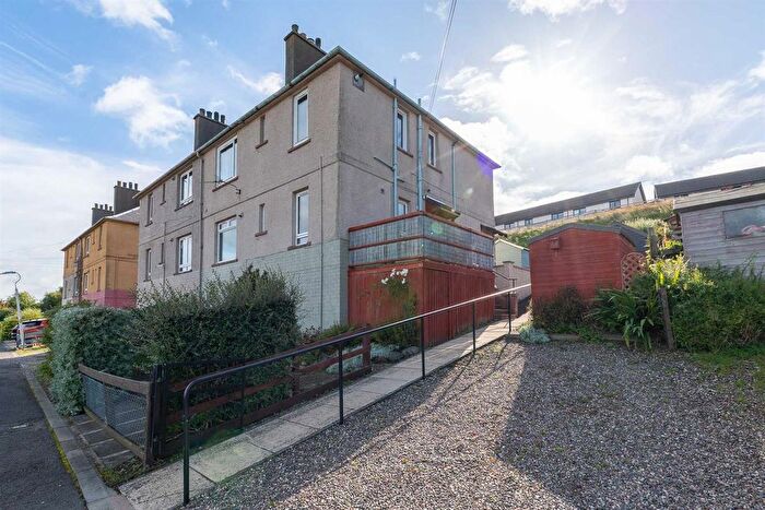 2 Bedroom Flat For Sale In Woodriffe, Newburgh, Cupar, KY14