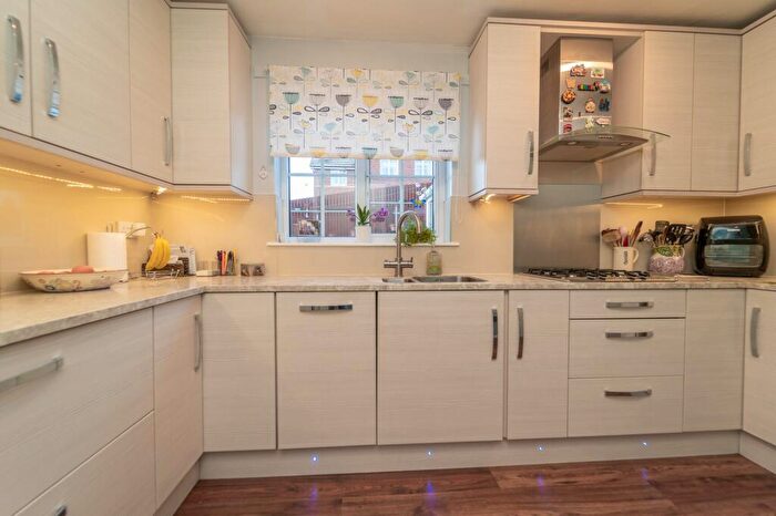 4 Bedroom Detached House For Sale In Thirlfield Wynd, Livingston, EH54