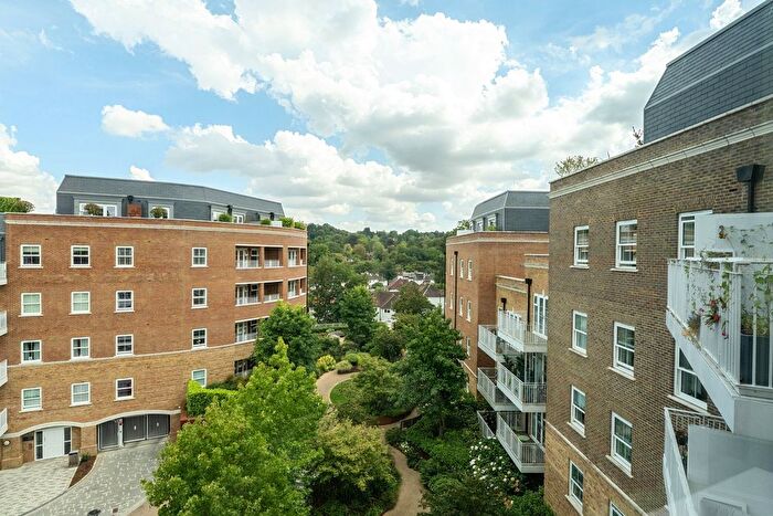2 Bedroom Flat For Sale In Eden Place, Station Road East, Oxted, RH8