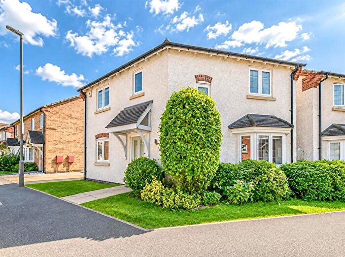 3 Bedroom Detached House For Sale In Richardson Way, Derby, DE22