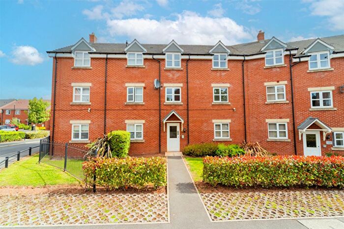Detached House To Rent In Blenheim Court, Escelie Way, Birmingham, B29