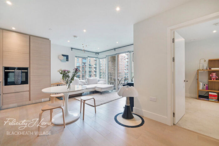 2 Bedroom Apartment For Sale In Pegler Square, London, SE3