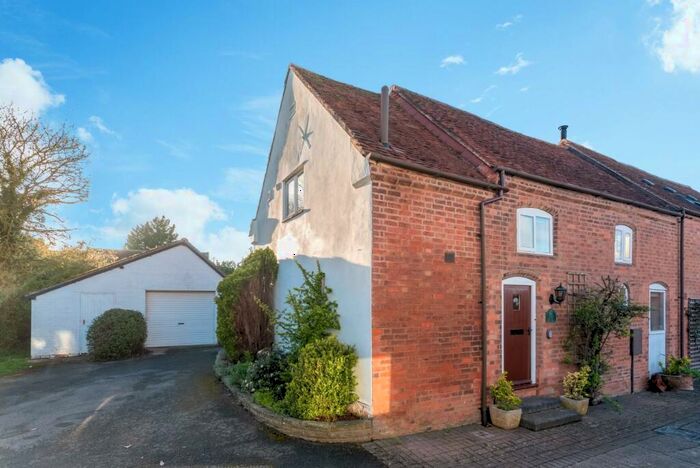 2 Bedroom Barn Conversion For Sale In Church Road, Norton Lindsey, CV35