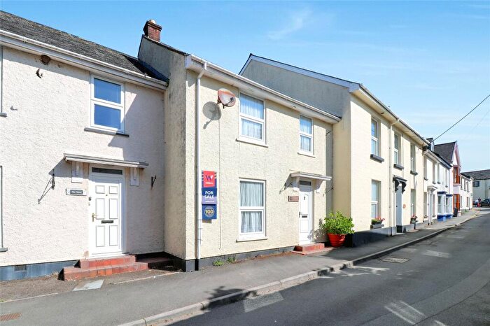 3 Bedroom Terraced House For Sale In New Street, Chulmleigh, Devon, EX18