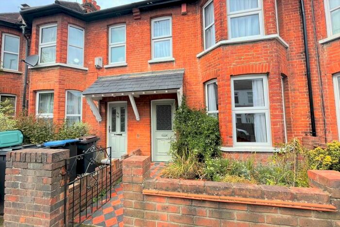 2 Bedroom Terraced House To Rent In Woking, GU21