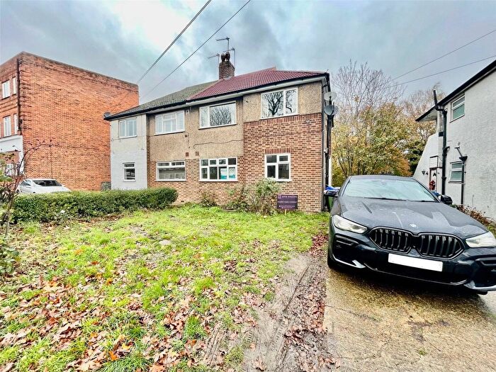 2 Bedroom Maisonette To Rent In Lingfield Crescent, Eltham, London, SE9