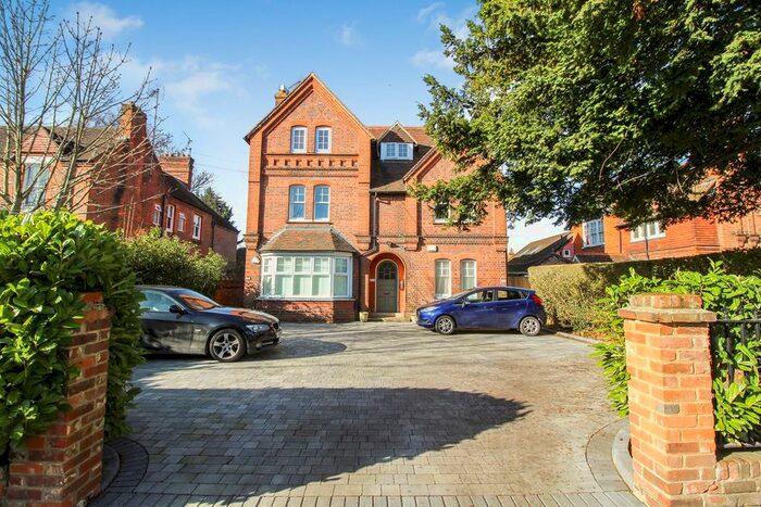 1 Bedroom Flat To Rent In Western Elms Avenue, Reading, RG30