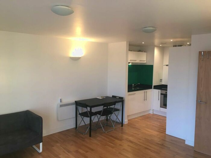 1 Bedroom Flat To Rent In Ilford Hill, Redbridge, Ilford, IG1