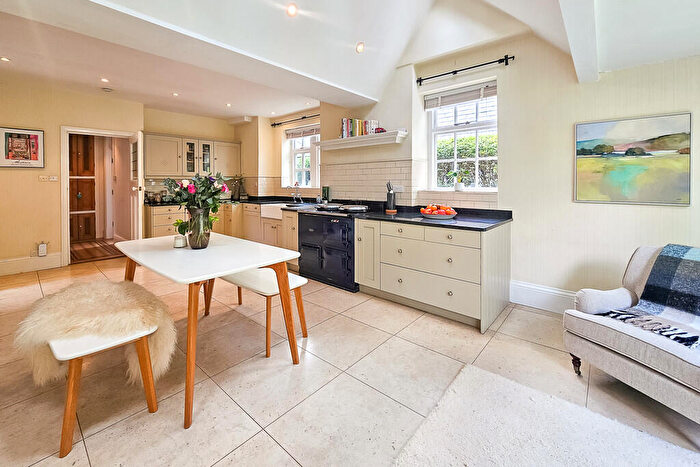 6 Bedroom Detached House For Sale In Brunswick Drive, Harrogate, HG1