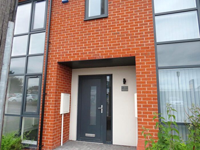 3 Bedroom Town House To Rent In Station Road, Little Sutton, Ellesmere Port, CH66