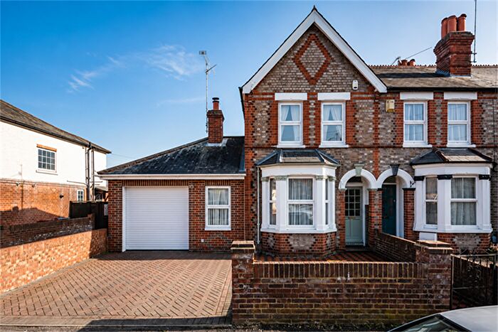 3 Bedroom End Of Terrace House For Sale In Washington Road, Caversham, Reading, RG4