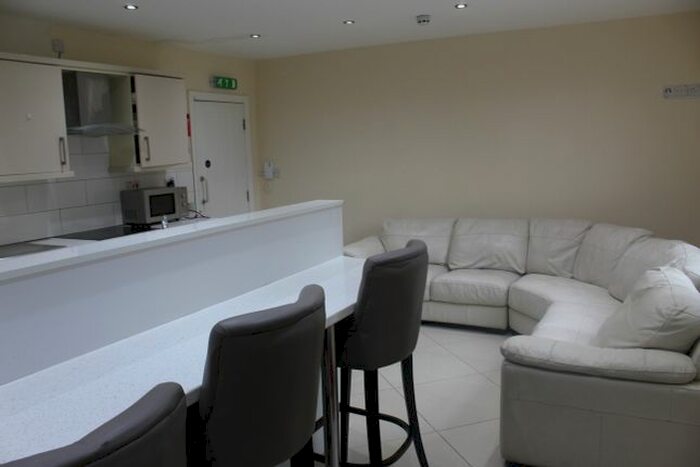 1 Bedroom Flat To Rent In Ilkeston Road, Nottingham, NG7