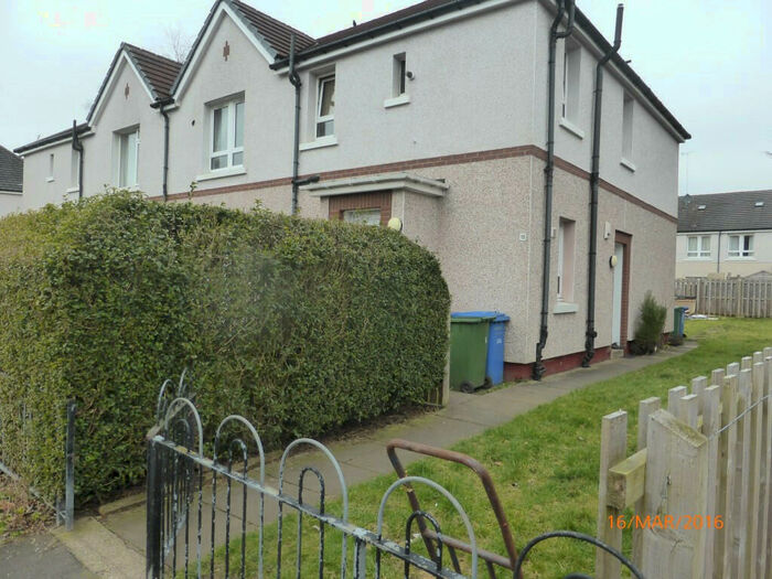 3 Bedroom Flat To Rent In Househillwood Crescent, Pollok, G53