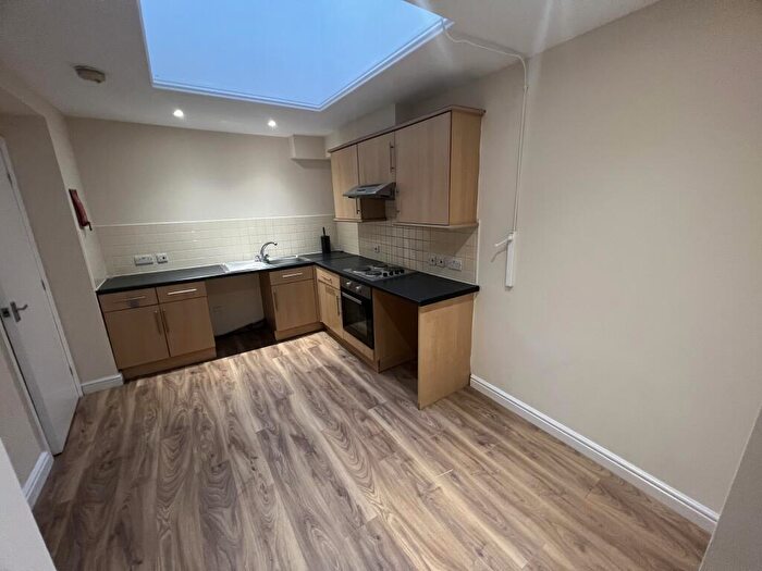 2 Bedroom House To Rent In Graham Road, SO14