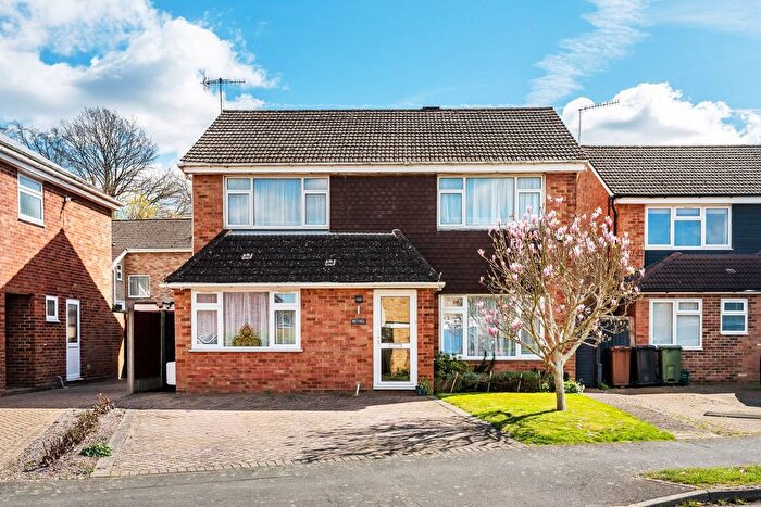 4 Bedroom Detached House For Sale In Guildford, Surrey, GU1