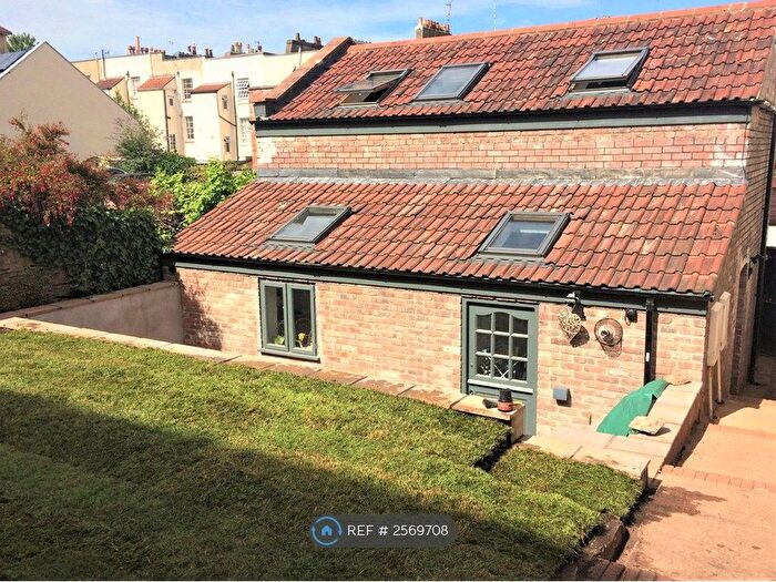 2 Bedroom Semi-Detached House To Rent In Sydenham Lane, Bristol, BS6