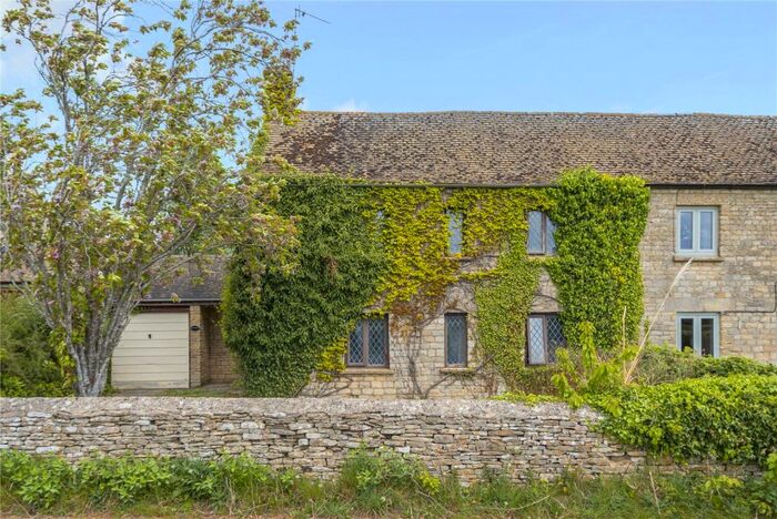 4 Bedroom Semi-Detached House For Sale In Wood Lane, Hailey, Witney, OX29