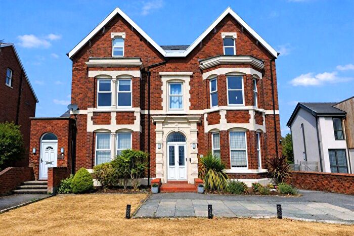 4 Bedroom Apartment For Sale In Lancaster Road, Birkdale, PR8
