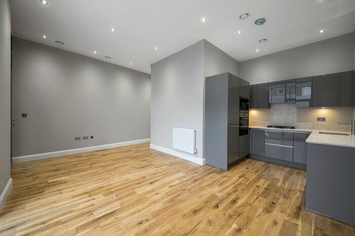1 Bedroom Flat To Rent In Trafalgar Road, London, SE10