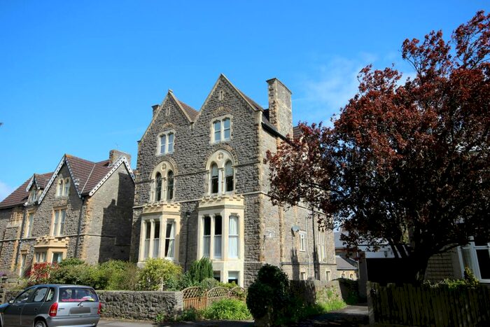 1 Bedroom Flat To Rent In Princes Road, Clevedon, BS21
