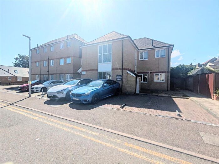 1 Bedroom Flat To Rent In Merlin Way, Gillingham, ME7