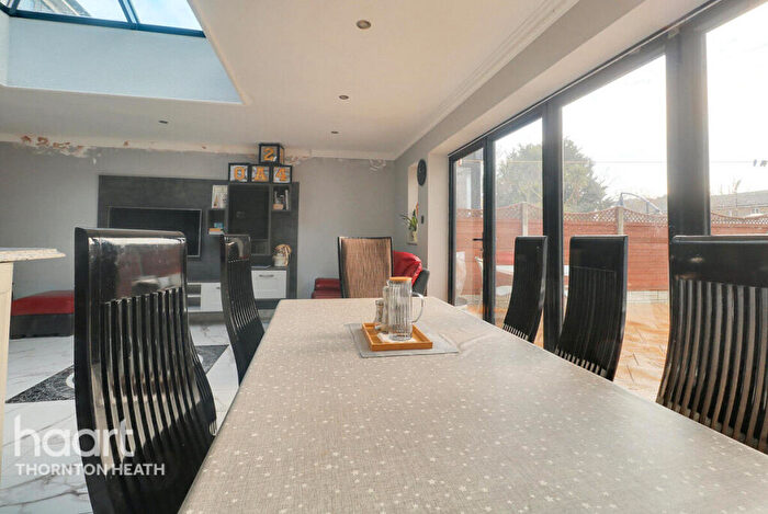 5 Bedroom Semi-Detached House For Sale In Dunheved Road South, Thornton Heath, CR7