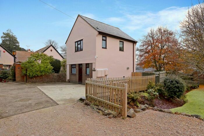 2 Bedroom Detached House To Rent In Cockhaven Road, Bishopsteignton, Devon, TQ14