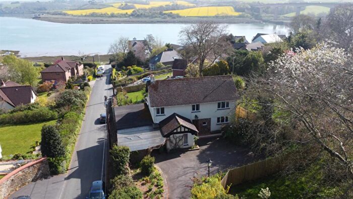 3 Bedroom Detached House For Sale In Limers Lane, Northam, Bideford, EX39