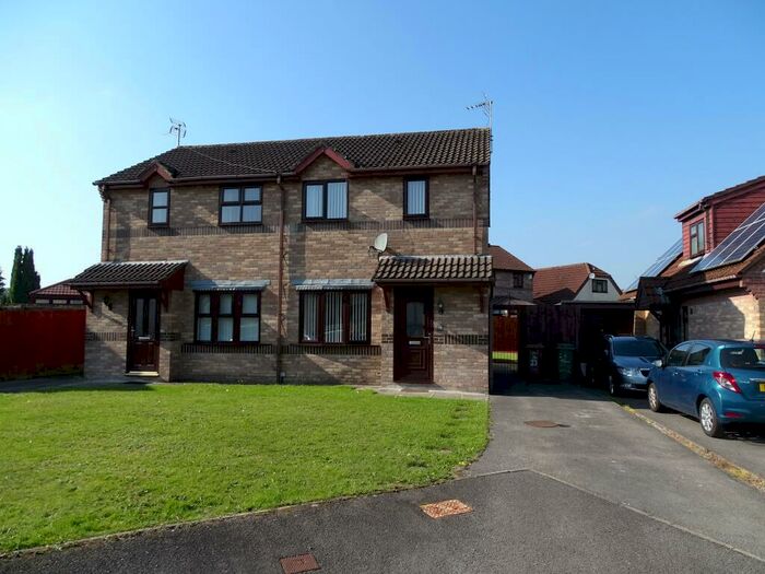 2 Bedroom House To Rent In Castell Morgraig, Caerphilly, CF83