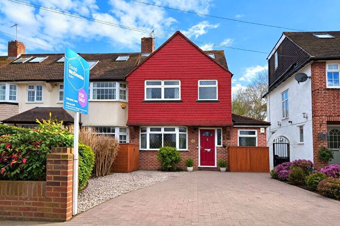 4 Bedroom Terraced House For Sale In Lincoln Avenue, South Side, Twickenham, TW2