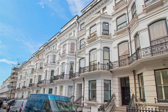 2 Bedroom Flat To Rent In St. Michaels Place, Brighton, BN1