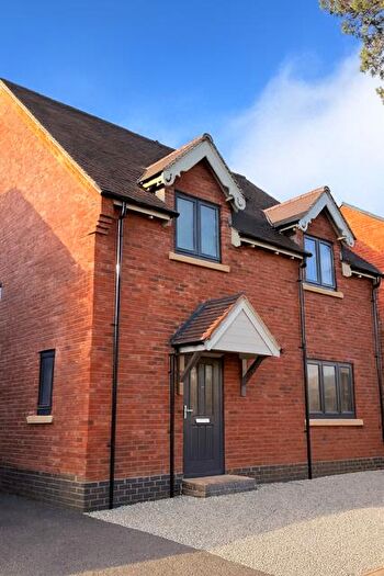 4 Bedroom Detached House For Sale In The Green, Findern, Derby, DE65